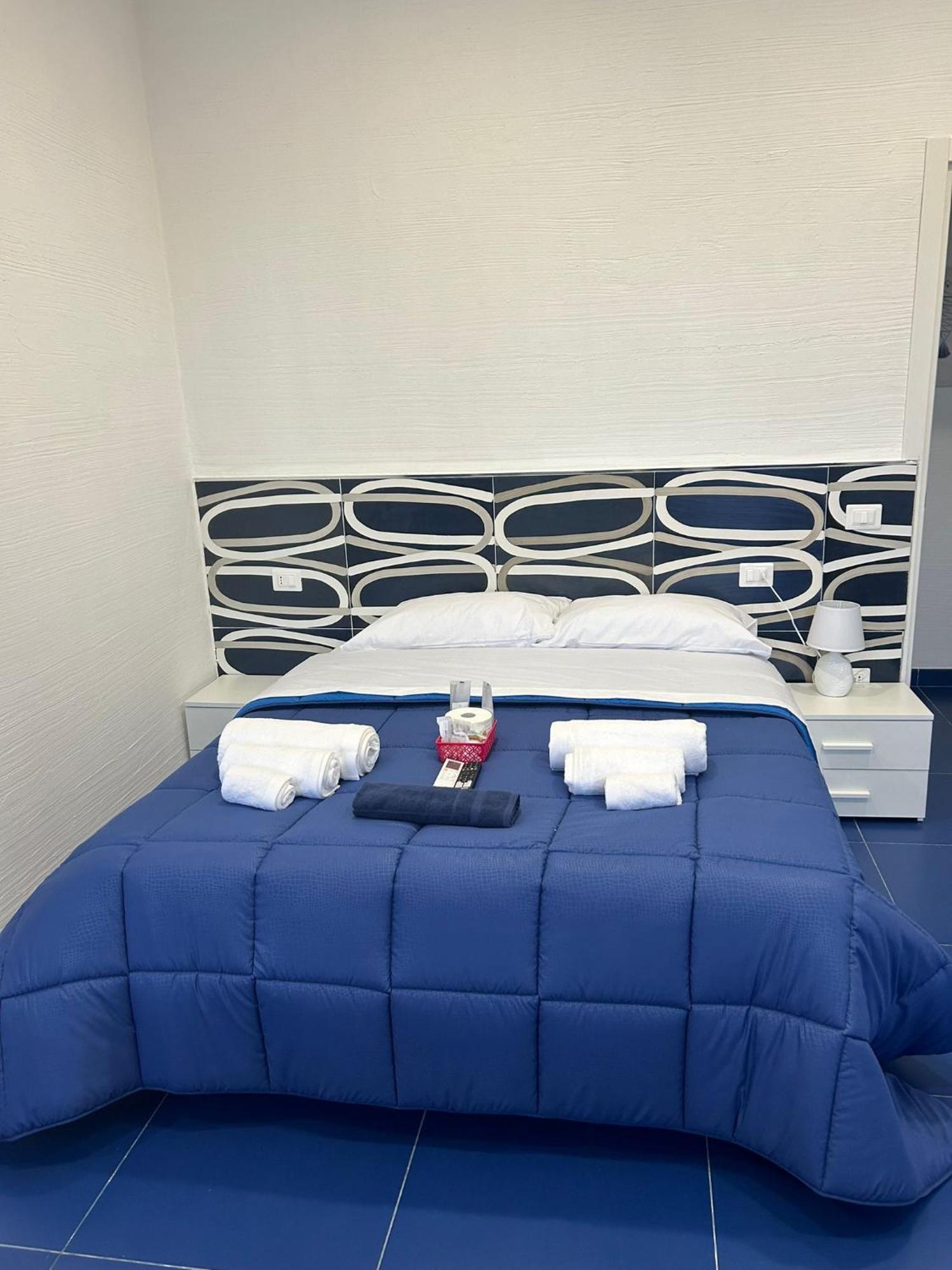 בטיפאליה La Divina Bed&Breakfast מראה חיצוני תמונה