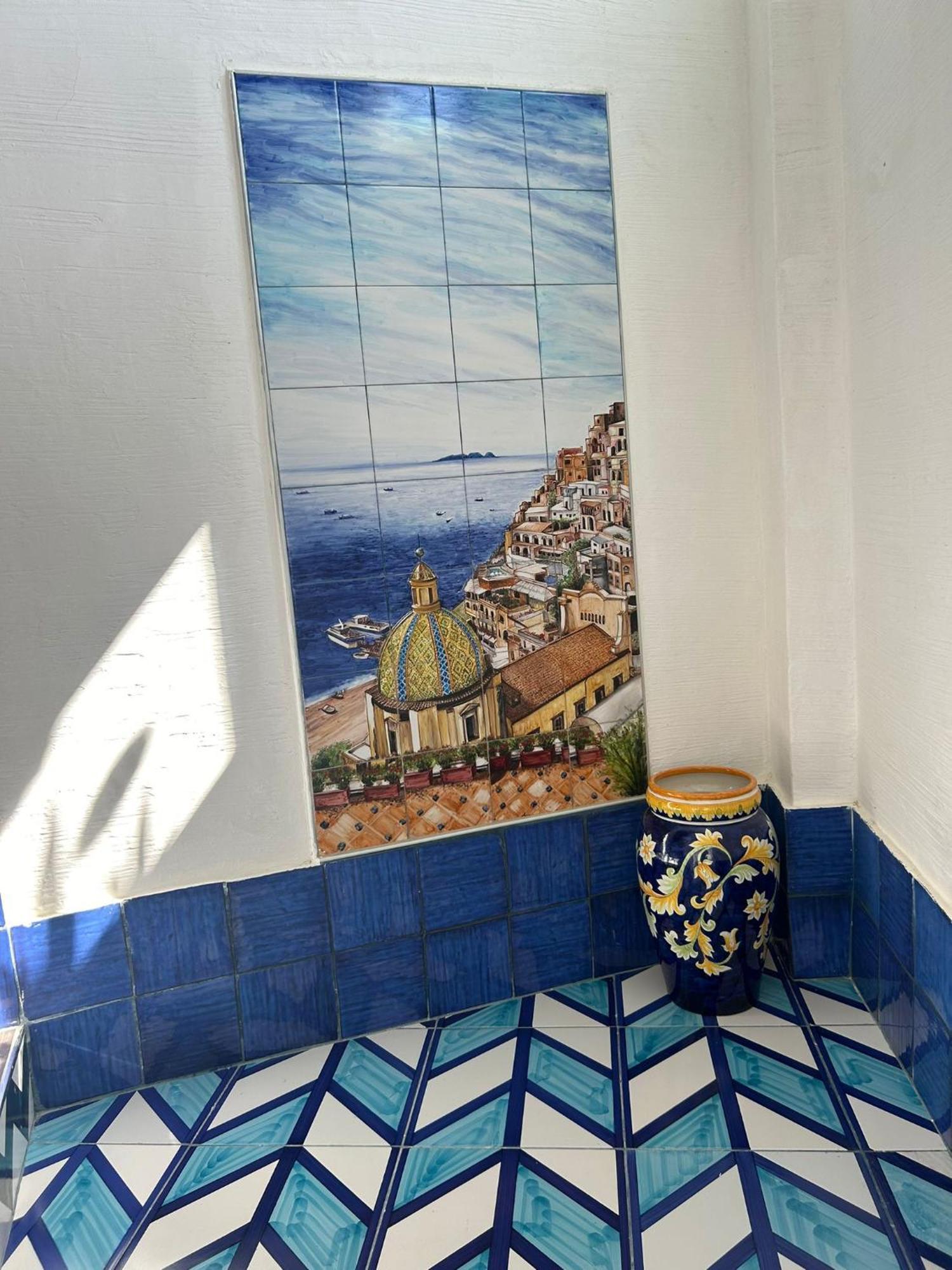 בטיפאליה La Divina Bed&Breakfast מראה חיצוני תמונה